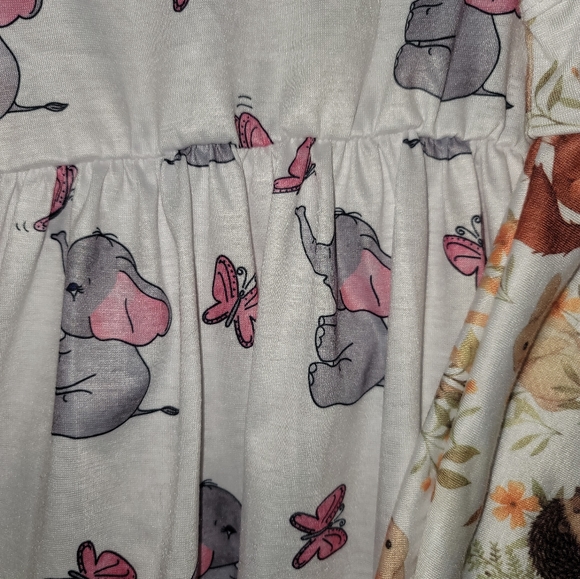 2 adorable dresses - Picture 2 of 4